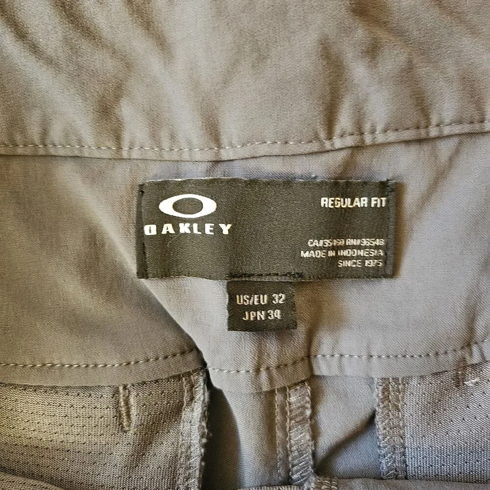 ​Oakley Mens Chino Pants 32x30 Gray Tech Casual Golf Technical Hiking Work - Picture 3 of 11